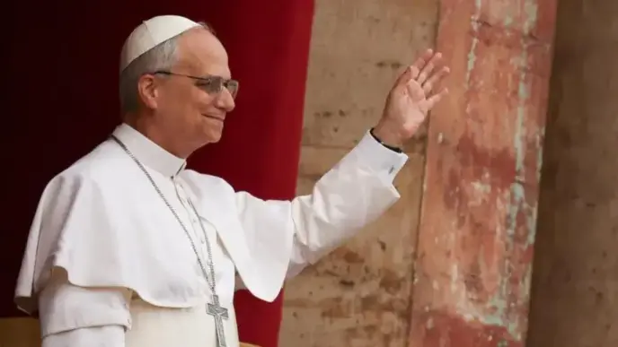 Pope Leo XIV Calls for Global Peace in First Public Address