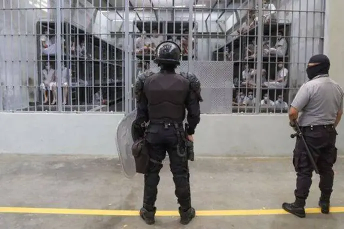 Trump Quietly Approves ICE Arrests Without Warrants Using 1798 Law